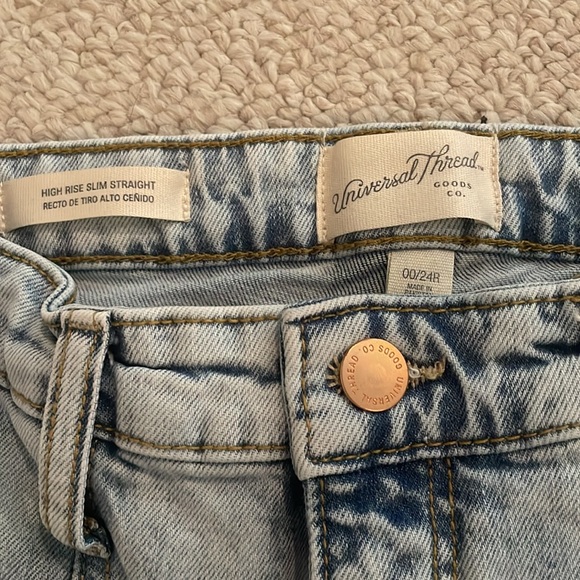 NEW Universal Threads Jeans High Rise Slim Straight - Picture 4 of 5